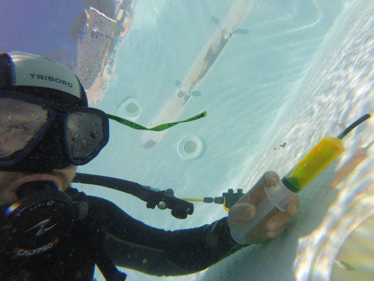 Technicien en détection de fuite piscine à Nice