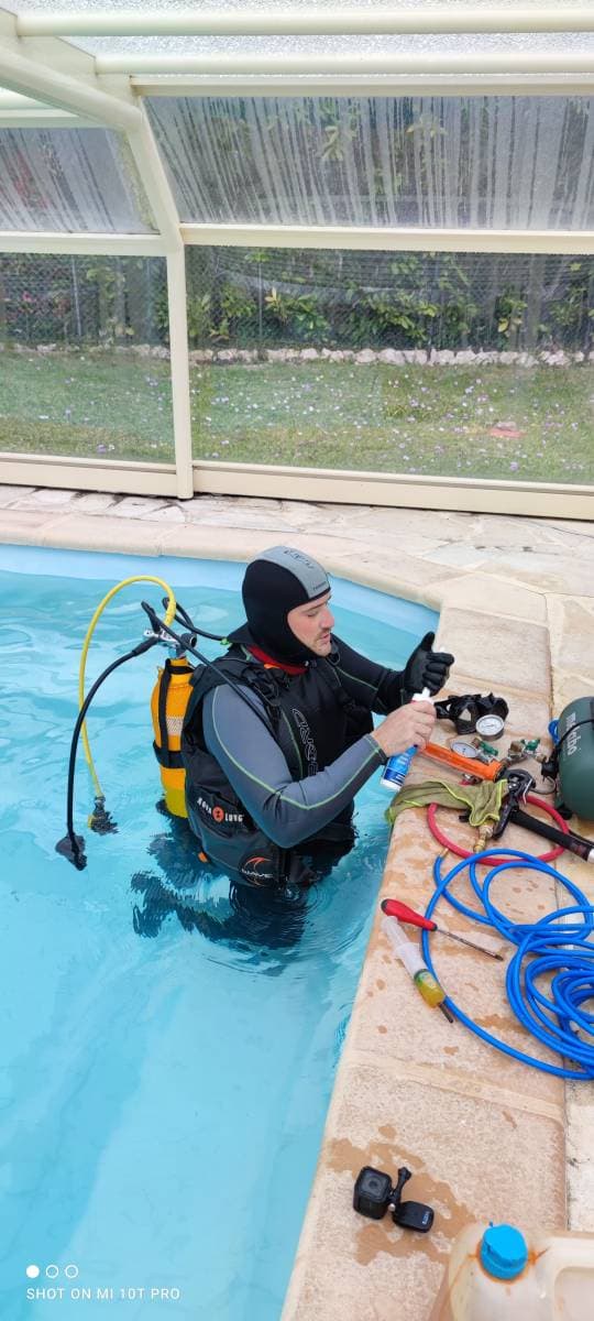 Réparation de canalisations de piscine sans excavation