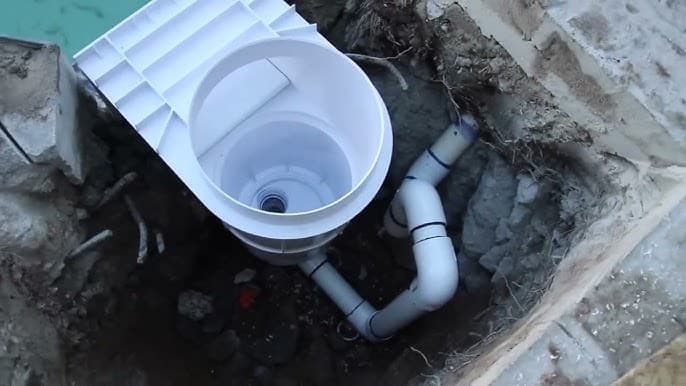 Réparation de skimmer de piscine à Nice